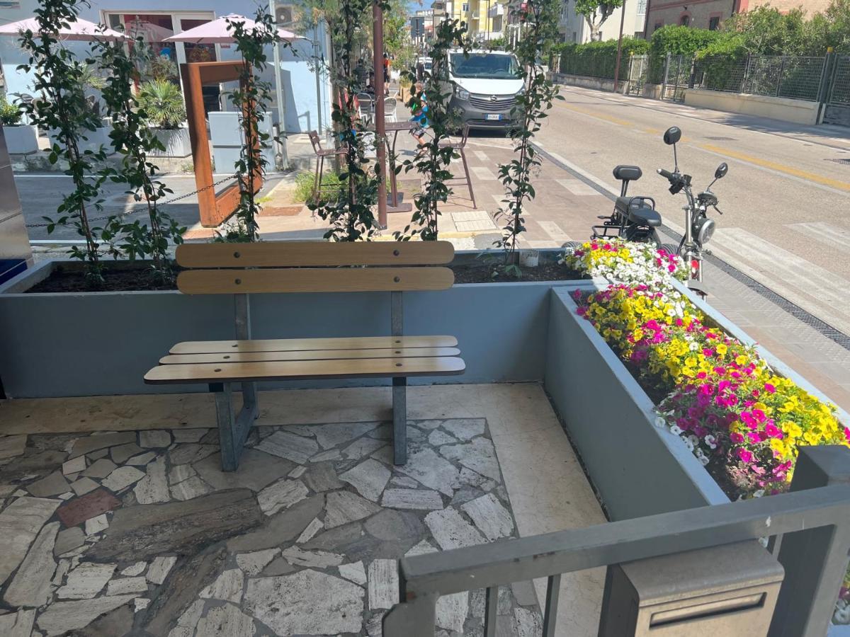 Hotel Estense Rimini Eksteriør billede